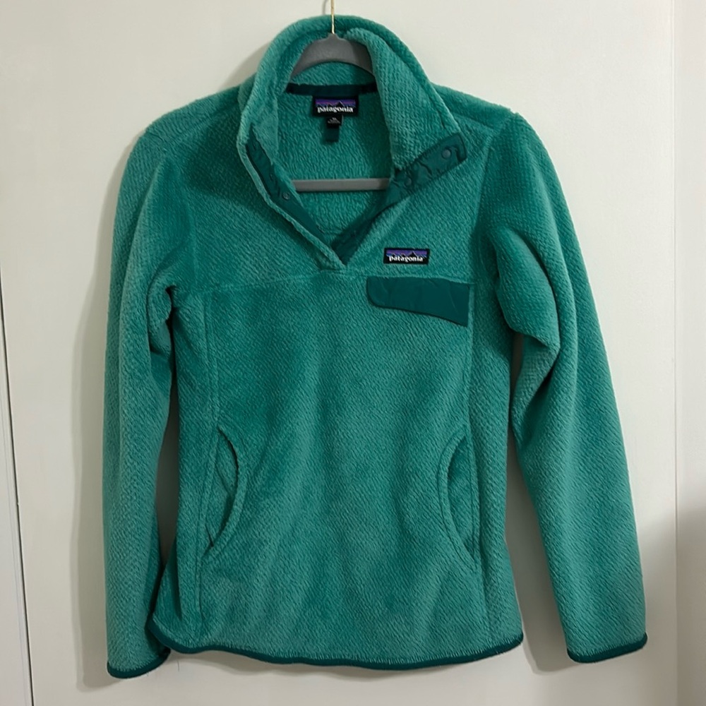Patagonia teal fleece